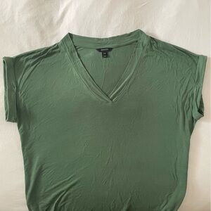 RW&Co Green T-shirt